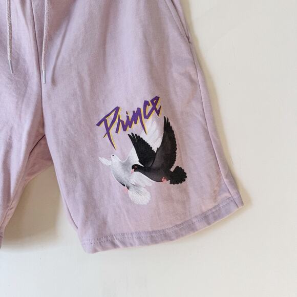 NWOT Prince The Official Store Purple Rain When Doves Cry Sweat Shorts M - Picture 2 of 5